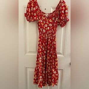 Long dress/ Flower design/ Medium/ Stretchable on the waist/ Medium